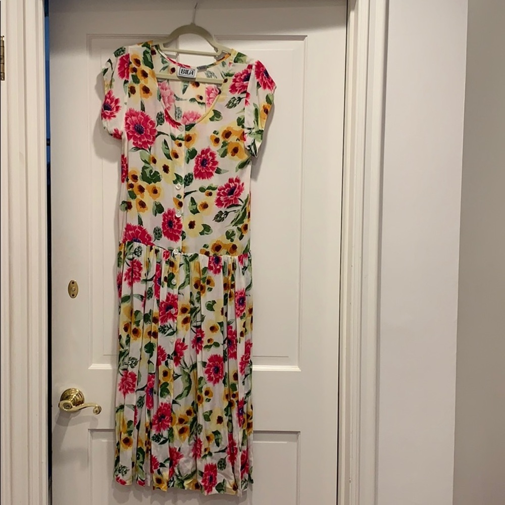 Vintage 90s floral dress Bila
